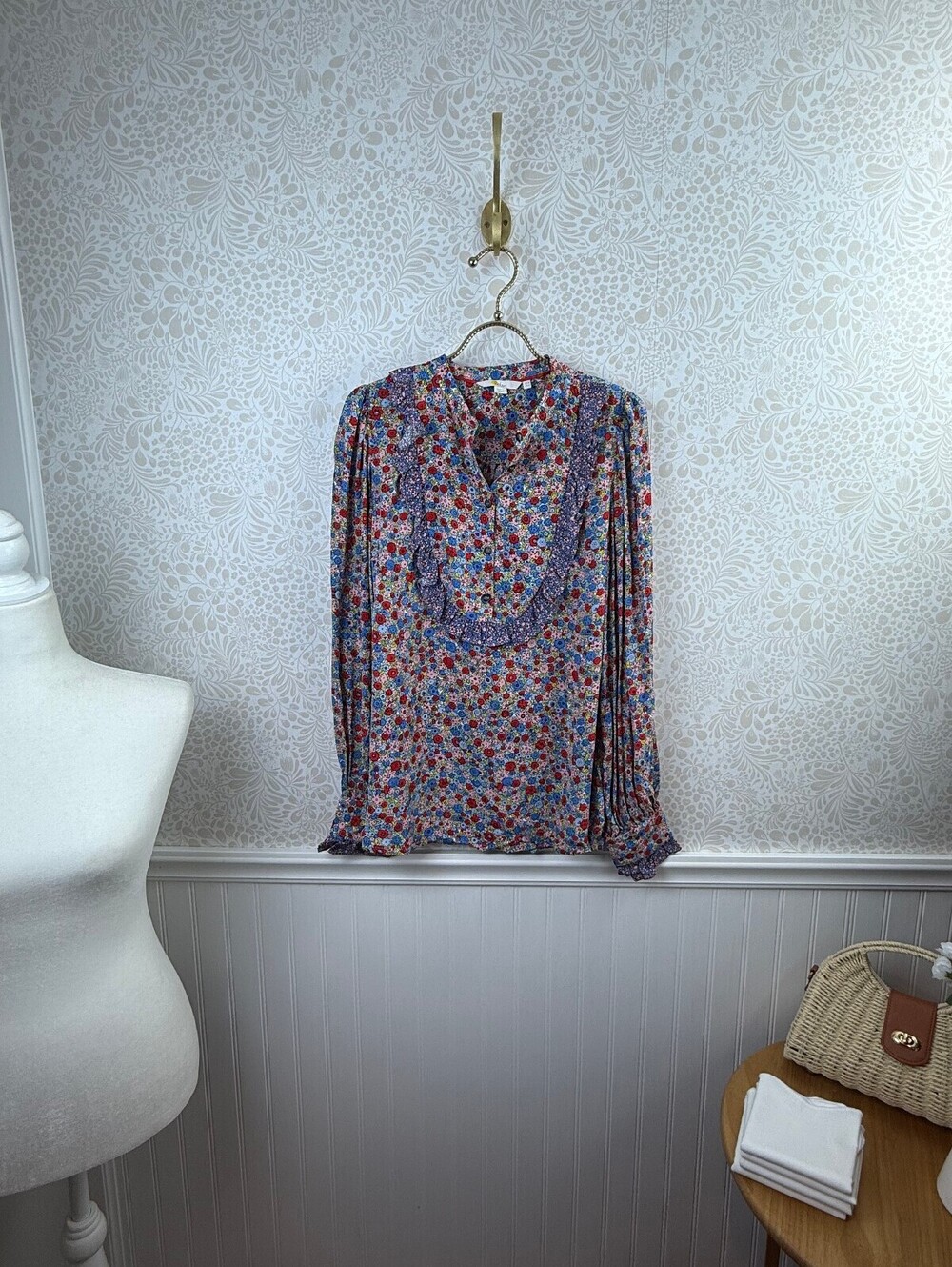 BODEN Red Floral Brightly Colored Printed Ruffle Bib Popover Blouse - Size - 4